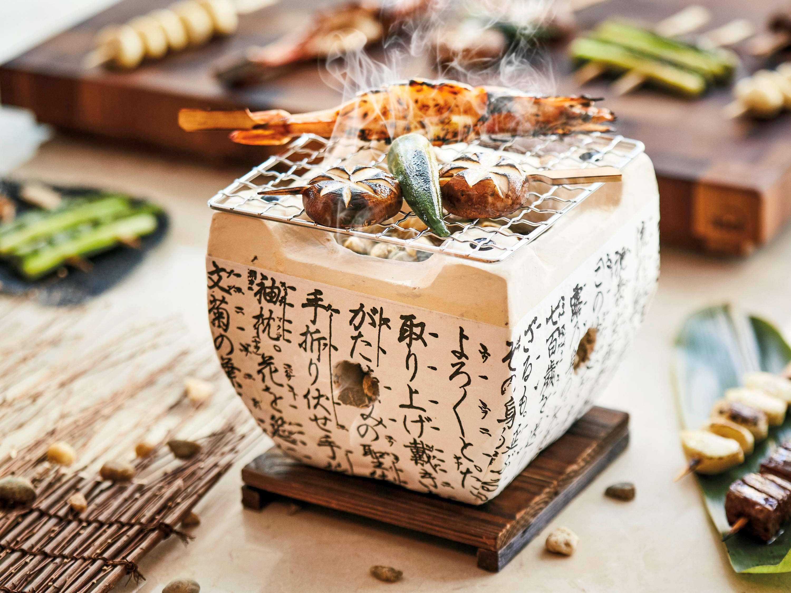 Pullman Doha West Bay Otel Dış mekan fotoğraf A Japanese-style clay pot