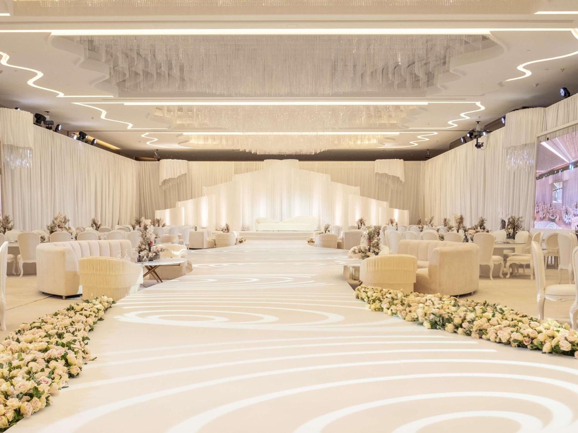 Pullman Doha West Bay Otel Dış mekan fotoğraf The Grand Ballroom